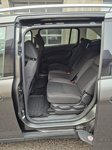 Autorent / Autorent / DIZEL / AUTOMAT / 7 koht (10 foto / 10)