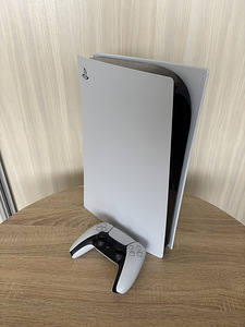 Playstation 5 Disk edition (2 foto / 2)