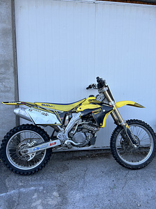 Suzuki rmz 450 (2 foto / 8)