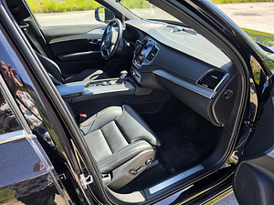 Volvo XC90 Inscription D5 AWD TOP VARUSTUS (11 foto / 14)