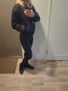 Calvin Klein bomberjakk,s (2 foto / 3)