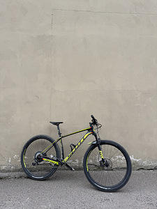 Scott Scale 920 (1 foto / 4)