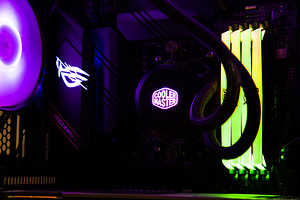 Desktop PC RTX 3090 / 32GB RAM (8 foto / 9)