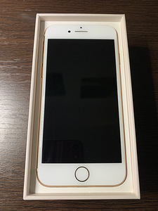 iPhone 8 64gb gold (1 foto / 4)