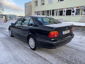 BMW 520 manuaal (5 foto / 6)