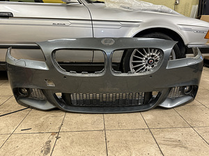 Бампер BMW M-пакет (1 фото из 3)