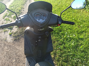 Скутера, мопеда Kymco (4 фото из 5)