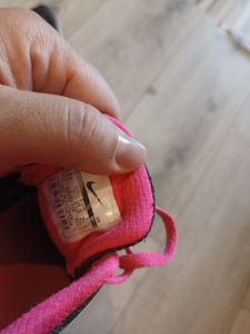 Кроссовки Nike для девочки 35.5 (3 фото из 5)