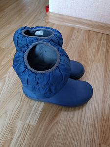 Crocs poolsaapad poisile suurus j3 34-35 (1 foto / 6)