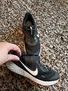 Nike tossud poisile suurus 35 (4 foto / 8)