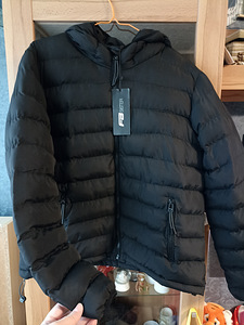 Uus jope naistele suurus xl etiketiga (1 foto / 5)