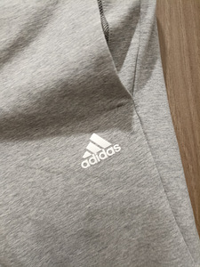 Adidas UUED dressipüksid naistele suurus s (3 foto / 5)