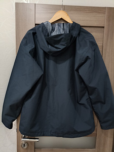 Uus HELLY HANSEN UUS jope naistele suurus M-l (3 foto / 9)