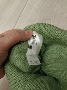 Uus HELLY HANSEN UUS müts naistele (3 foto / 8)
