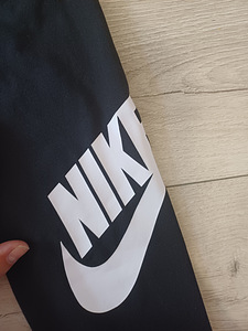 Nike korralikud retuusid naistele suurus L (4 foto / 6)