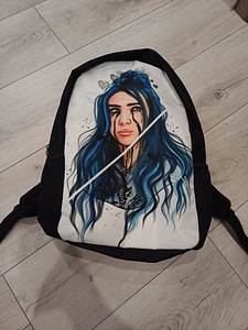 Billie eilish korralik seljakott tüdrukule (1 foto / 5)