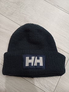 Helly Hansen korralik müts naistele (5 foto / 6)