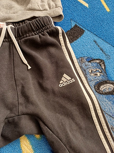 Комплект для мальчика Adidas 80-86 (6 фото из 7)