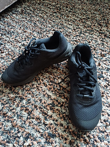 Nike tossud poisile suurus 37.5 (5 foto / 6)