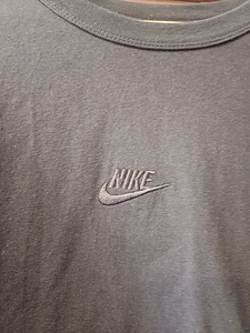 Nike dressipusa meestele suurus L (2 foto / 6)
