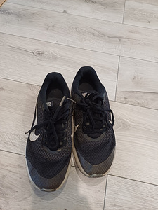 Nike tossud poisile suurus 37.5 (2 foto / 4)