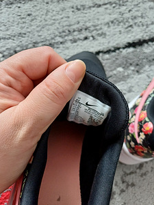 Nike korralikud tossud naistele suurus 38 (5 foto / 8)
