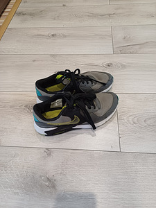Nike air tossud poisile suurus 37.5 (1 foto / 7)