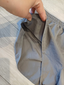 Nike korralikud lühikesed püksid naistele L (4 foto / 6)
