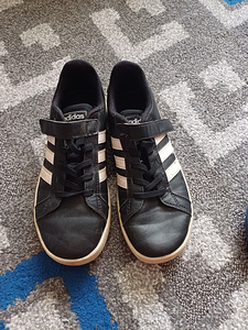 Nike plätud 34 .Adidas tossud 35 (2 foto / 8)