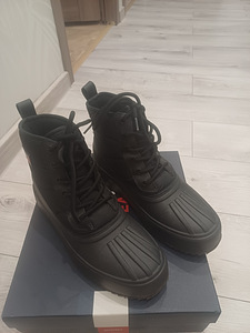 Tommy Jeans talvesaapad naistele suurus 42 (1 foto / 7)
