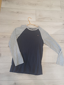 Tommy hilfiger T-särk poisile 158-164 (1 foto / 6)