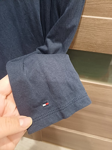Tommy hilfiger pusa poisile 164 (5 foto / 6)