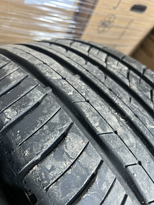 Диски и летние шины BMW X5 M 275/40/20 и 315/35/20 (4 фото из 6)