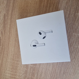 Apple AirPods 3-й НОВИНКА (1 фото из 4)