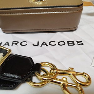 Marc Jacobs Snapshot French Grey/Multi (4 фото из 4)