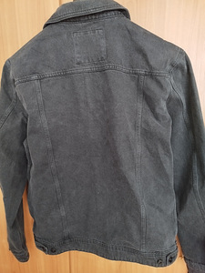 Emporio Armani,54 (2 foto / 6)