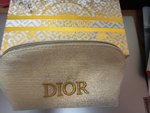 Dior (1 foto / 4)