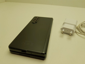 Samsung Galaxy Z Fold3 5G 256 Gb (3 foto / 3)