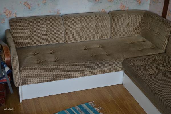 Большой угловой диван с местом для хранения (фото #3)