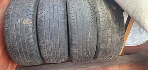 Originaal Volvo valuveljed suverehvidega 205/55 R16 (2 foto / 3)