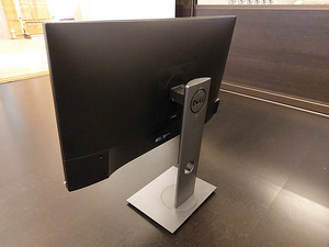 Монитор в хорошем состоянии Dell P2319H, 23 (2 фото из 2)