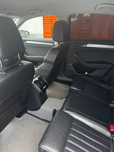 Skoda superb (6 фото из 8)