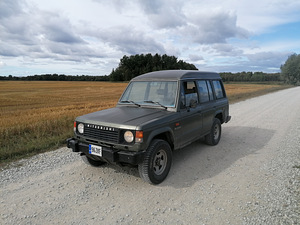 Mitsubishi Pajero 86a 2.3td (1 foto / 9)