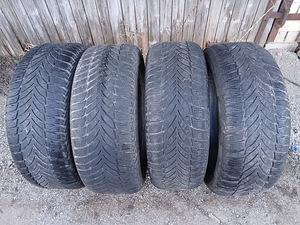 Goodyear MS 225/55R17 (1 foto / 9)