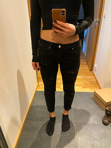 Love moschino pükse (1 foto / 2)