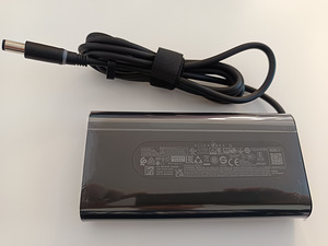 Dell Latitude 180w orig aadija (2 foto / 3)