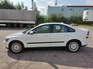VOLVO S 40 2007 года (2 фото из 15)