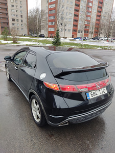 Honda Civic 2.2 103kW 2007 (7 foto / 13)