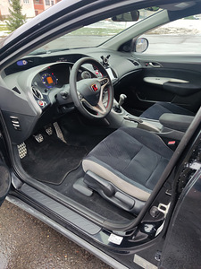 Honda Civic 2.2 103kW 2007 (10 foto / 13)