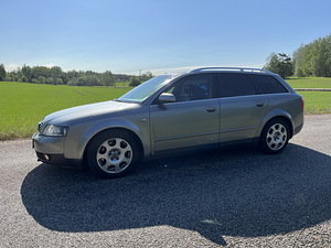 Audi a4 b6 2.5tdi 132kw quattro (4 foto / 6)